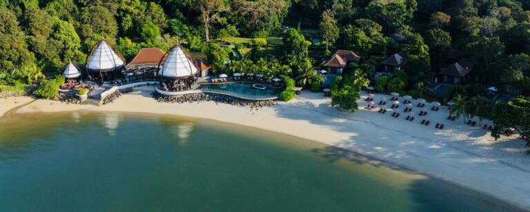 The Ritz-Carlton Langkawi – ahol a tenger, a dzsungel és a prémium élmény valódi összhangban működik