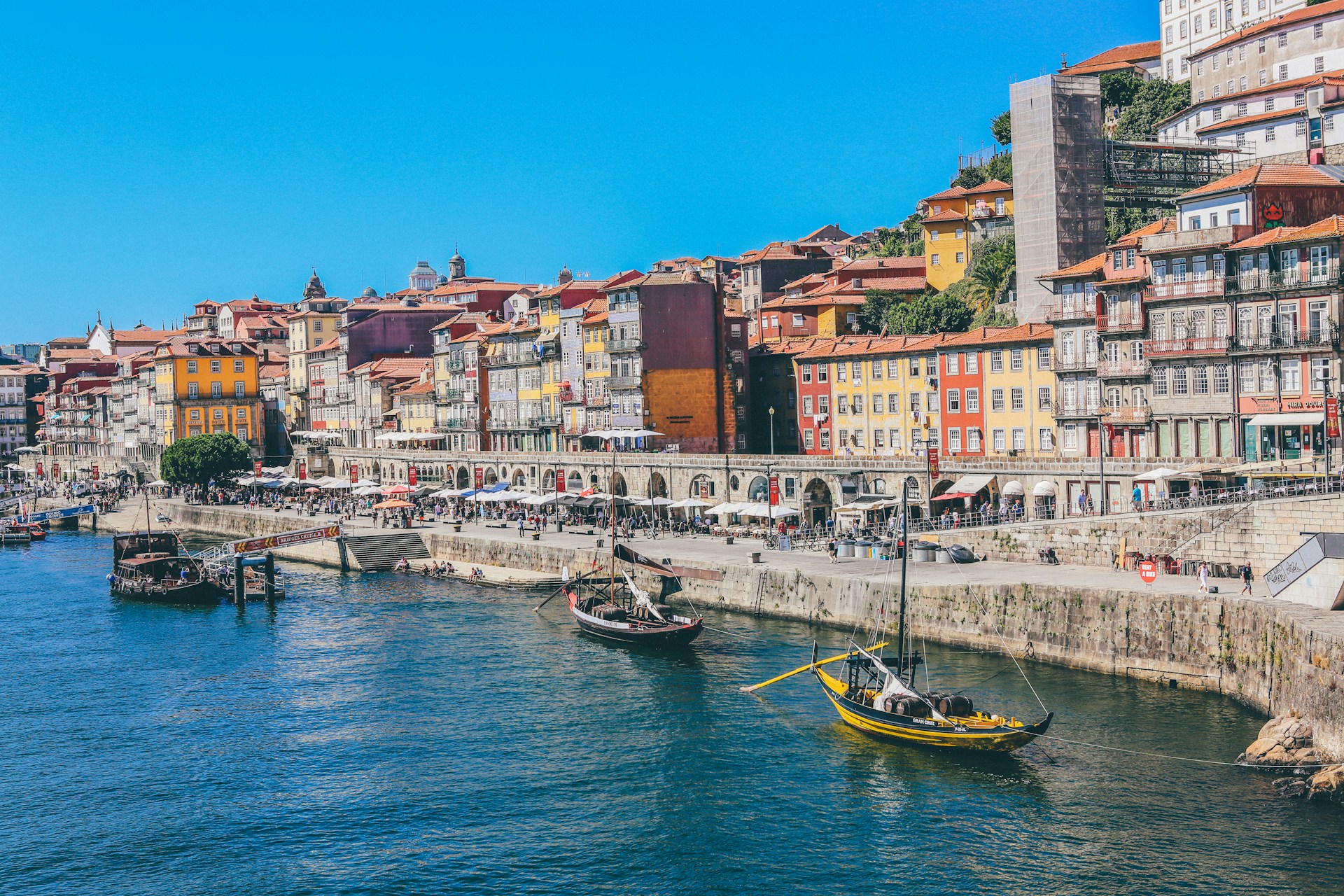Porto repülőjegy 39.730 Ft-tól – Porto óváros és Douro folyó panoráma