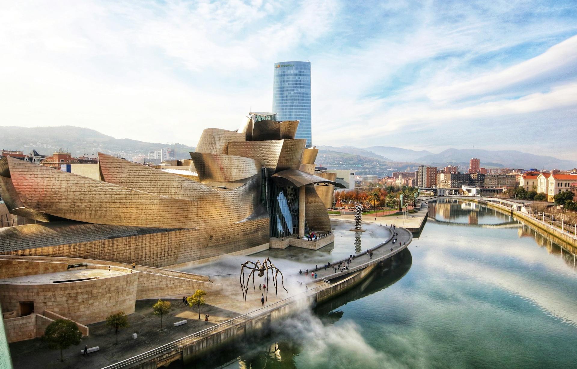 Bilbao repülőjegy 23.749 Ft-tól – Guggenheim Múzeum és városi panoráma