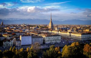 Torino repülőjegy 12.500 Ft-tól – Mole Antonelliana és belváros